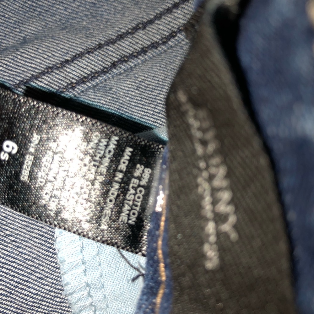 Express Jeans - Picture 3 of 5